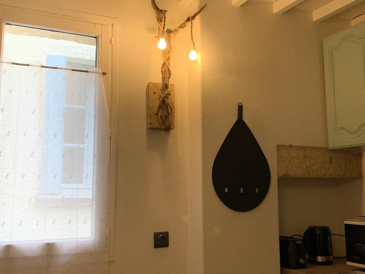 Appartement De Charme Dans Le Coeur Historique D'于泽斯 外观 照片
