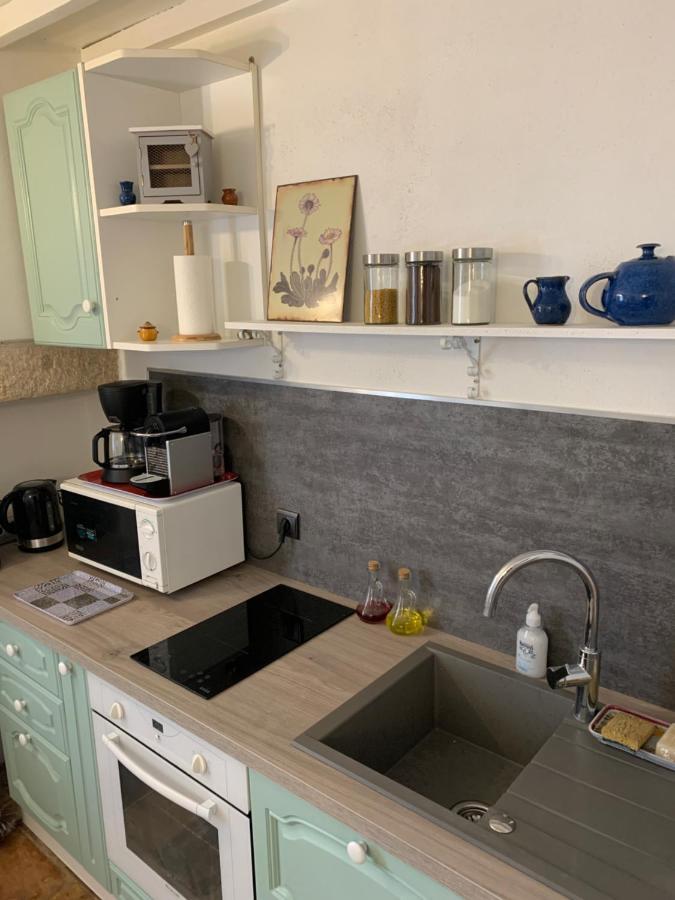 Appartement De Charme Dans Le Coeur Historique D'于泽斯 外观 照片