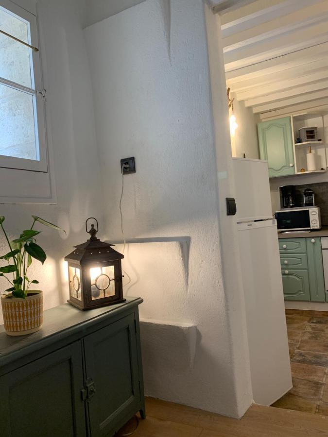 Appartement De Charme Dans Le Coeur Historique D'于泽斯 外观 照片