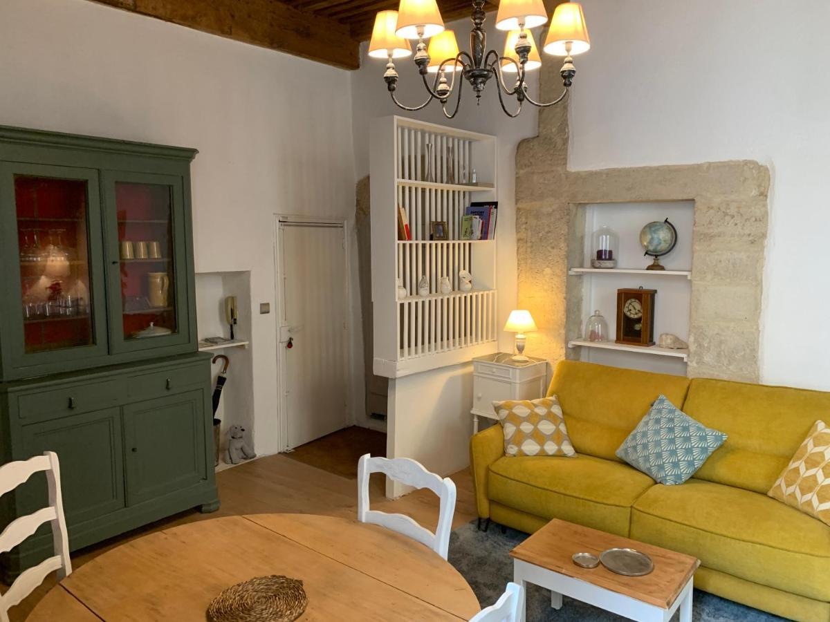 Appartement De Charme Dans Le Coeur Historique D'于泽斯 外观 照片