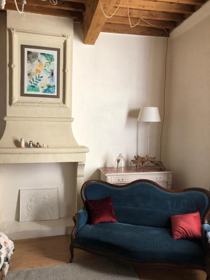 Appartement De Charme Dans Le Coeur Historique D'于泽斯 外观 照片